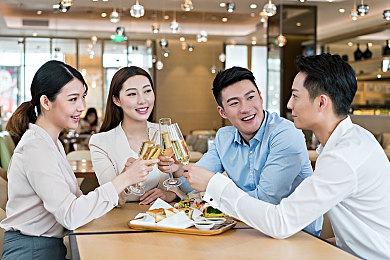 B社为《星空》制定了数百个计划 但最终有些没实现